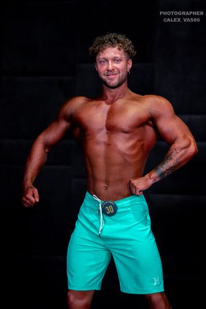 MEN'S PHYSIQUE-НОВИЧКИ